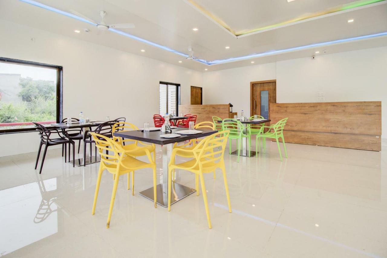 Hotel The Orange Flag Aurangabad  Exterior foto
